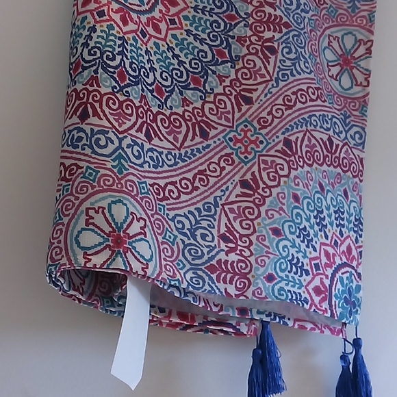 Mandela Tassel Textile Tablecloth - Picture 8 of 13